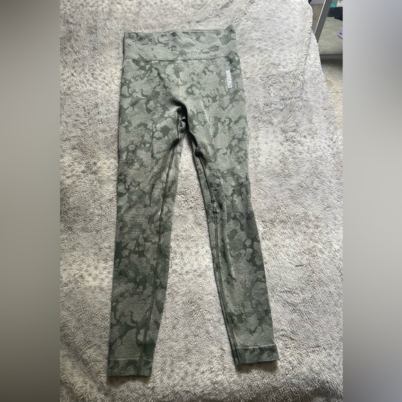Gymshark Adapt Leggings- Green Animal Print - Picture 5 of 5